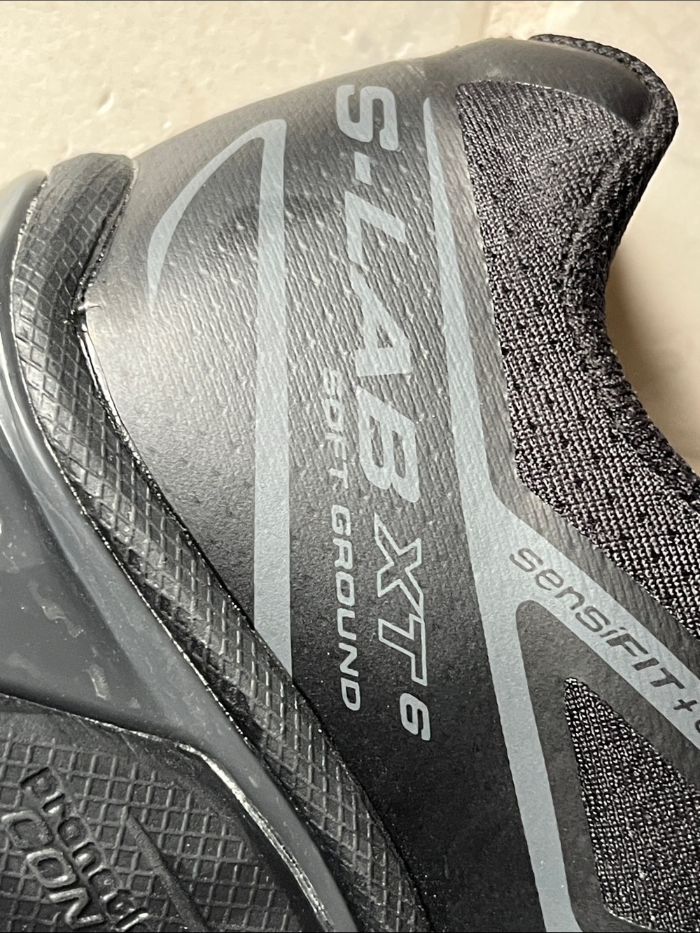 Gender Inclusive XT-6 Sneaker
Salomon Black Trail Sneakers Size Women 7 Men 6 - Picture 11 of 11
